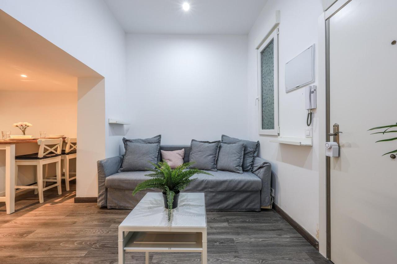 Discover Madrid From Our Cozy Studio Экстерьер фото